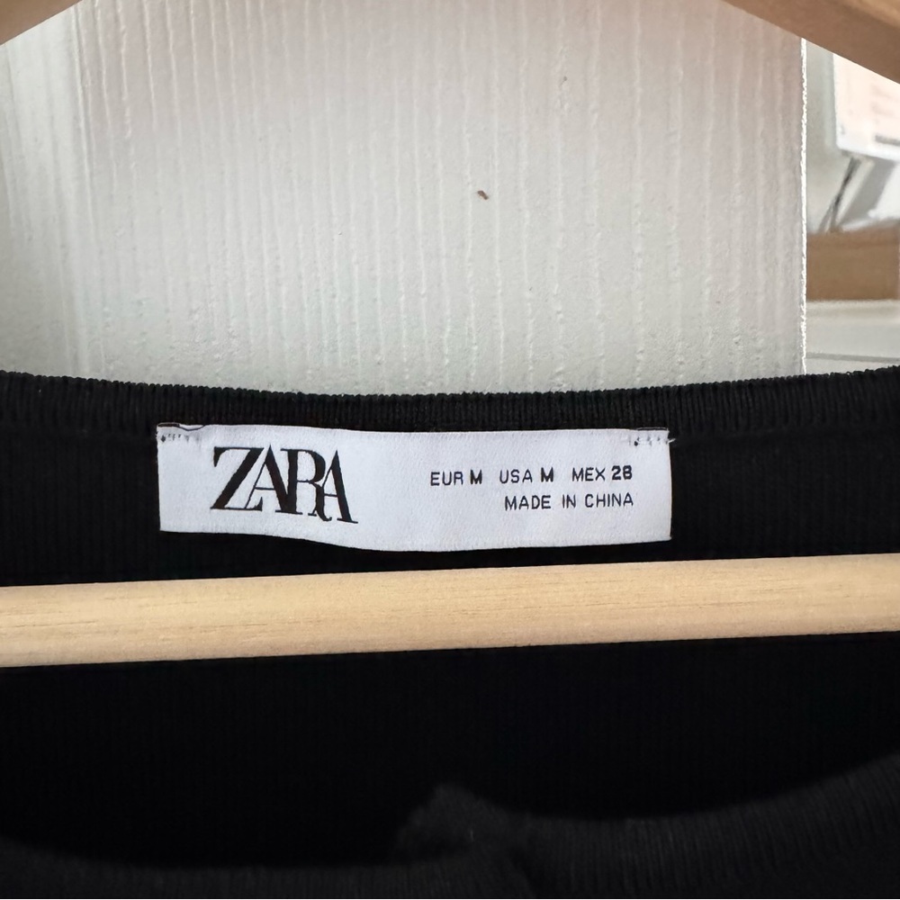 Zara Black Gold Button Knitted Vest Top - Picture 7 of 9